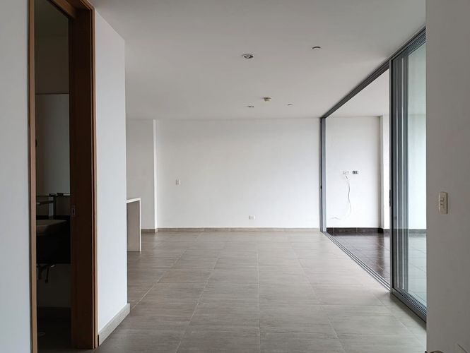 Apartamento de 2 alcobas en arriendo en El Poblado, Medellín, 100 m² · foto 4 de 18