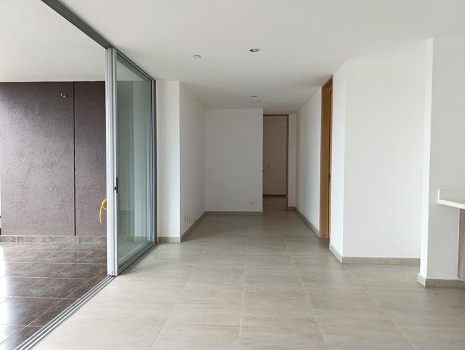 Apartamento de 2 alcobas en arriendo en El Poblado, Medellín, 100 m² · foto 6 de 18