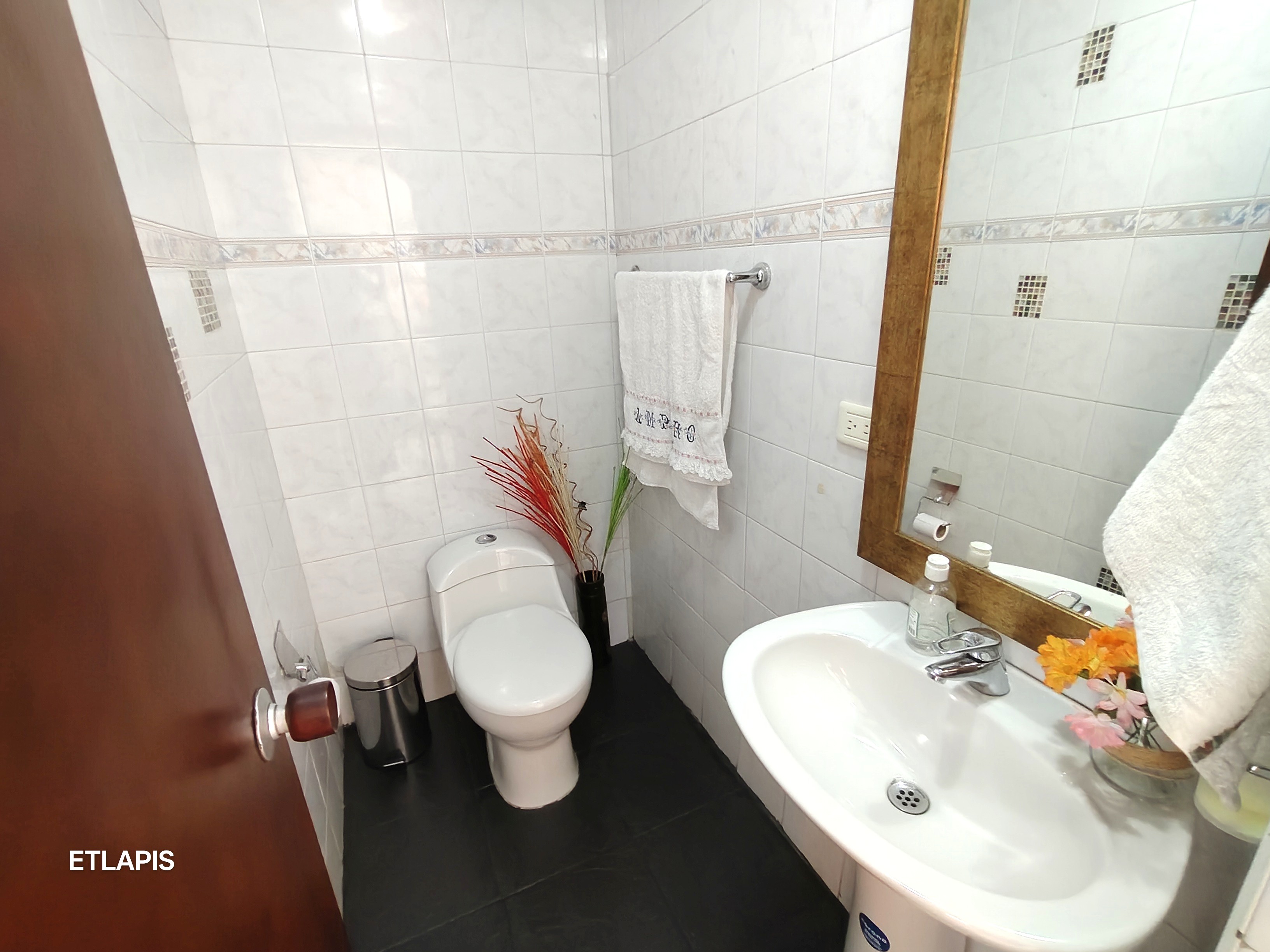 Casa en venta en Los Andes, Bogotá · foto 10 de 24
