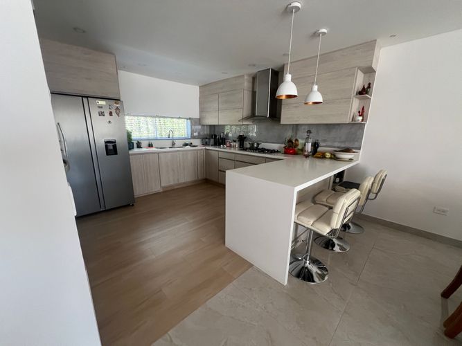 Casa de 4 alcobas en venta en La Ceja, 220 m² · foto 7 de 24