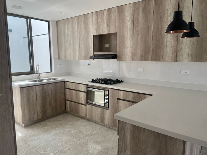 Casa de 4 alcobas en venta en La Ceja, 160 m² · foto 4 de 24