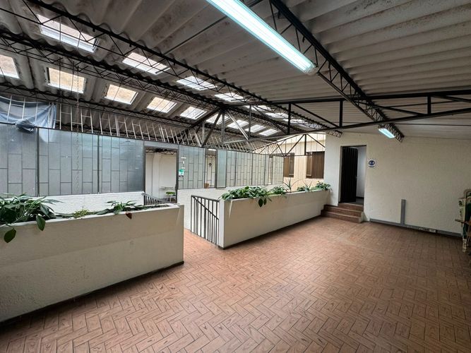 Casa de 3 alcobas en venta en Estacion Central, Bogotá, 241 m² · foto 22 de 24