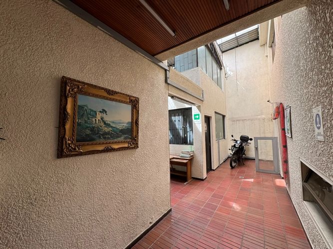 Casa de 3 alcobas en venta en Estacion Central, Bogotá, 241 m² · foto 7 de 24