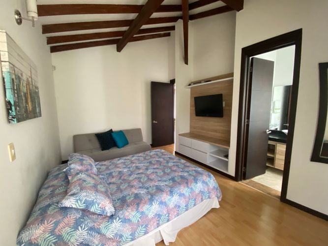 Casa de 4 alcobas en venta en Vía El Caimo, Armenia, 250 m² · foto 3 de 20