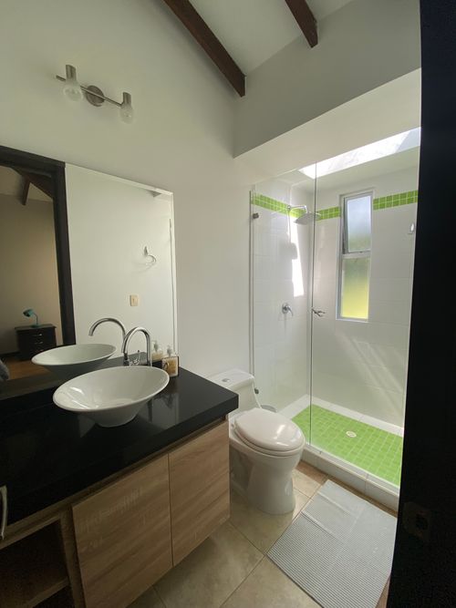Casa de 4 alcobas en venta en Vía El Caimo, Armenia, 250 m² · foto 4 de 20
