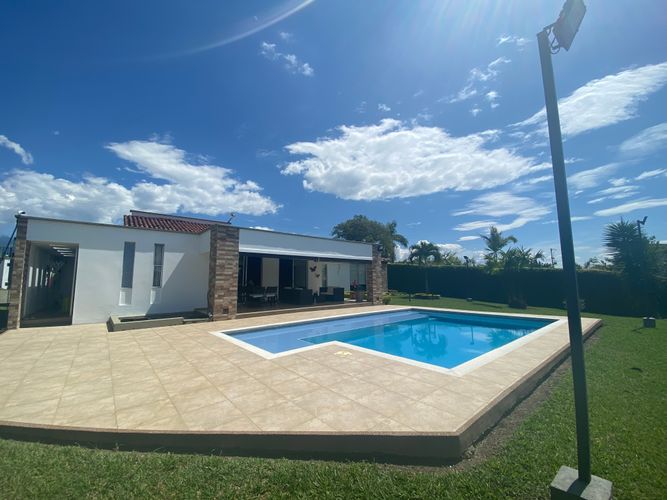 Casa de 4 alcobas en venta en Vía El Caimo, Armenia, 250 m² · foto 8 de 20