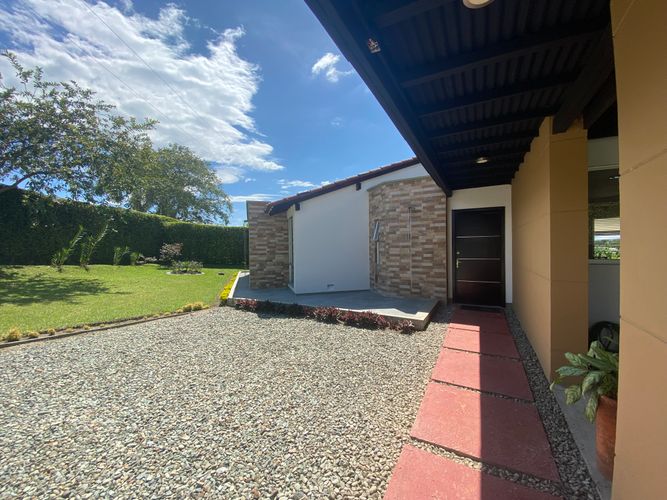 Casa de 4 alcobas en venta en Vía El Caimo, Armenia, 250 m² · foto 20 de 20