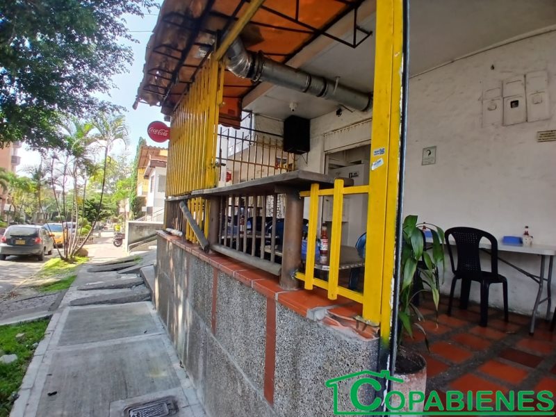 1BR Commercial Space in Calasanz (36 m²) for Sale