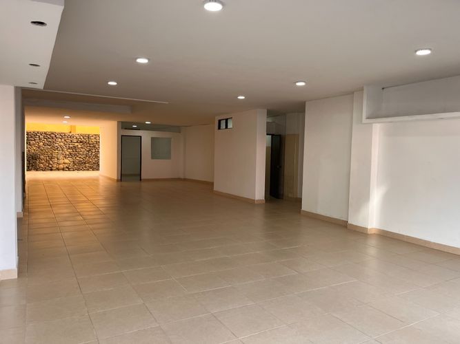 Local en arriendo en Santa Rosa, Cali, 123 m² · foto 2 de 14