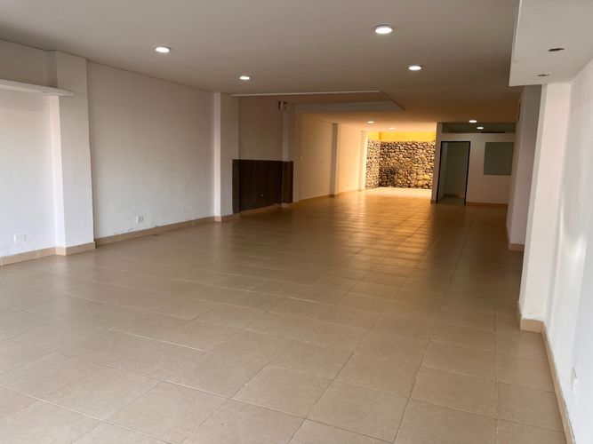 Local en arriendo en Santa Rosa, Cali, 123 m² · foto 3 de 14