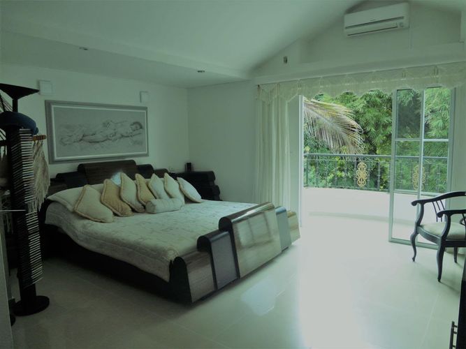 Casa de 4 alcobas en venta en Ruitoque Condominio, Floridablanca, 410 m² · foto 8 de 12