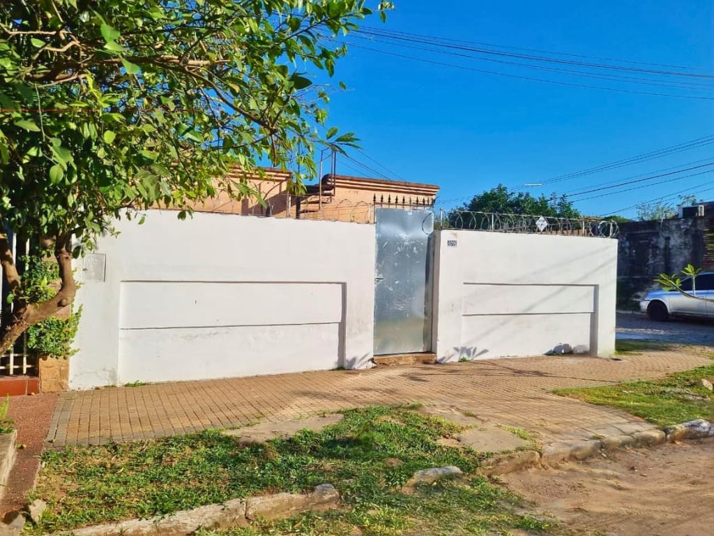 Vendo terreno en Asunción zona superseis Japón y Félix bogado — foto 3