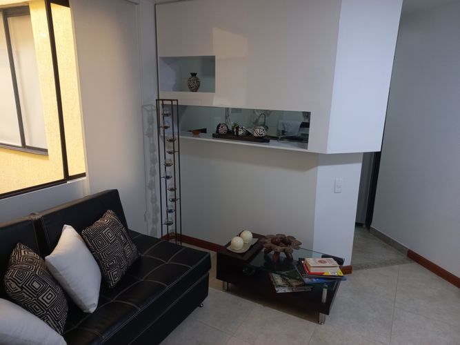 Apartaestudio en venta en Cedritos, Bogotá, 34 m² · foto 2 de 5