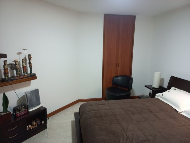 Apartaestudio en venta en Cedritos, Bogotá, 34 m² · foto 3 de 5
