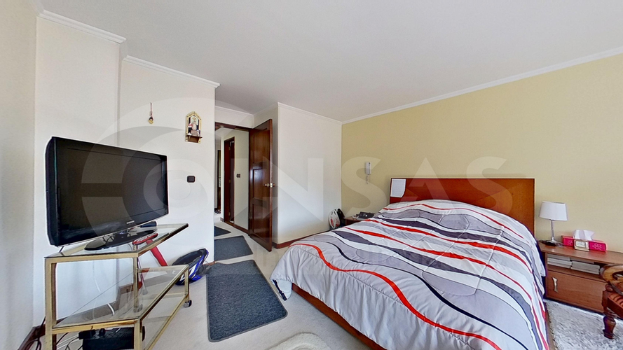 Apartamento de 3 alcobas en venta en Santa Barbara Central, Bogotá, 218 m² · foto 16 de 24