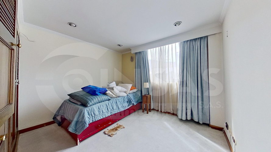Apartamento de 3 alcobas en venta en Santa Barbara Central, Bogotá, 218 m² · foto 20 de 24