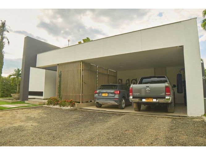 Casa de 5 alcobas en venta en Cerritos, Pereira, 440 m² · foto 4 de 24