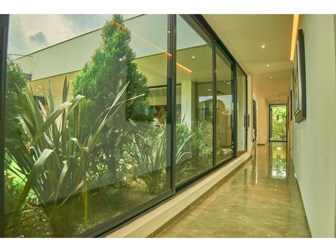 Casa de 5 alcobas en venta en Cerritos, Pereira, 440 m² · foto 10 de 24