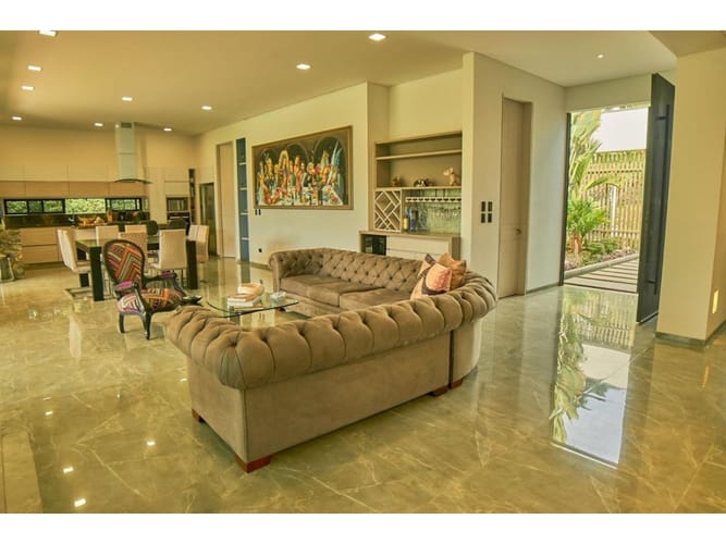 Casa de 5 alcobas en venta en Cerritos, Pereira, 440 m² · foto 11 de 24