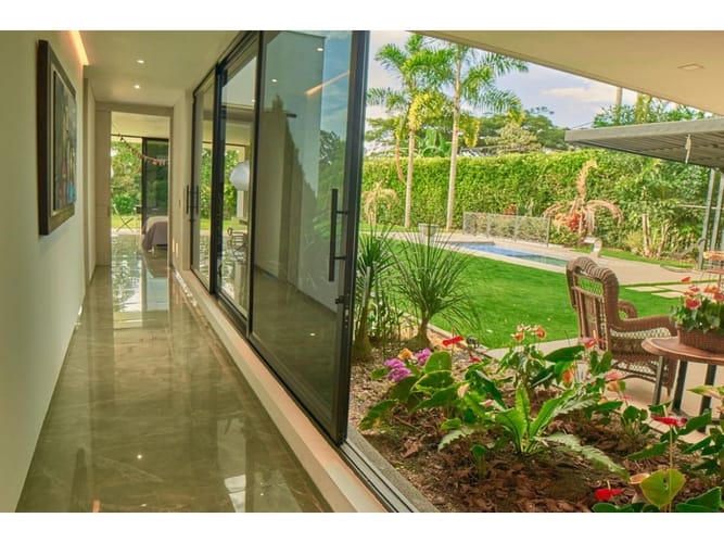 Casa de 5 alcobas en venta en Cerritos, Pereira, 440 m² · foto 13 de 24