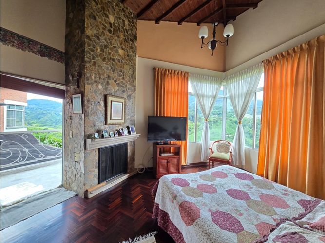 Casa de 4 alcobas en venta en Avenida Centenario, Armenia, 202 m² · foto 20 de 24