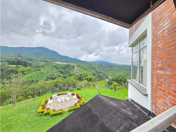 Casa de 4 alcobas en venta en Avenida Centenario, Armenia, 202 m² · foto 22 de 24