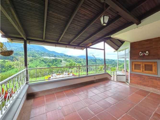 Casa de 4 alcobas en venta en Avenida Centenario, Armenia, 202 m² · foto 23 de 24