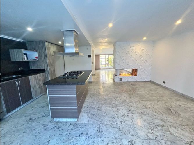 Casa en venta en Niza, Bogotá · foto 8 de 11