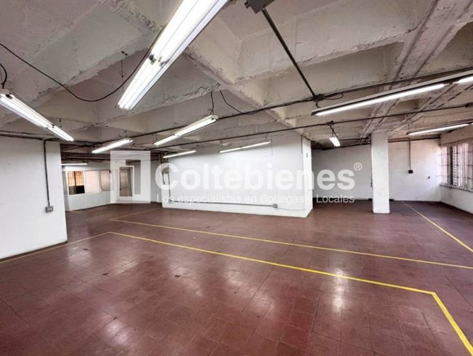Local en arriendo en Perpetuo Socorro, Medellín, 150 m² · foto 8 de 24
