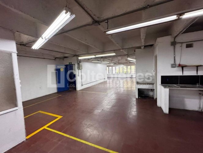 Local en arriendo en Perpetuo Socorro, Medellín, 150 m² · foto 20 de 24
