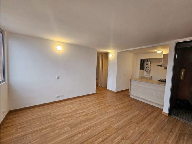 Apartamento de 2 alcobas en venta en Cundinamarca, Bogotá, 42 m² · foto 3 de 24