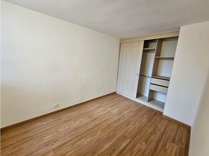Apartamento de 2 alcobas en venta en Cundinamarca, Bogotá, 42 m² · foto 12 de 24