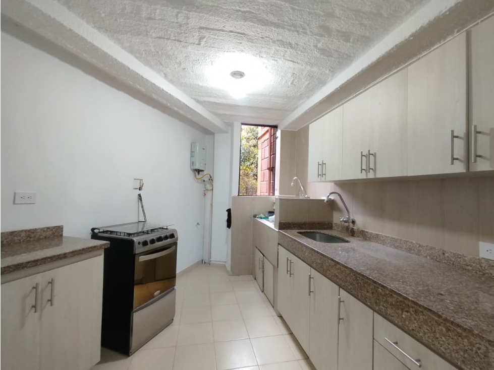 Apartamento en arriendo en La Aldea, Bello · foto 2 de 13