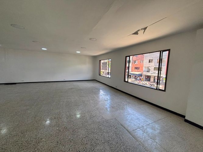 Local en arriendo en Villa Del Parque, Itagüí, 173 m² · foto 2 de 7