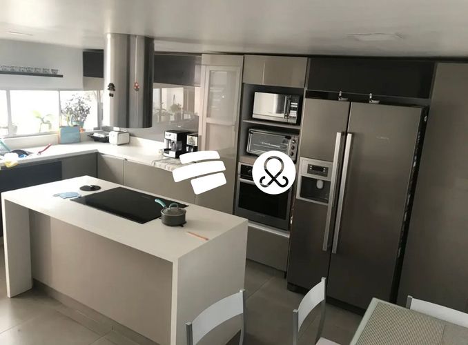 Casa de 5 alcobas en venta en Niza, Bogotá, 325 m² · foto 10 de 17