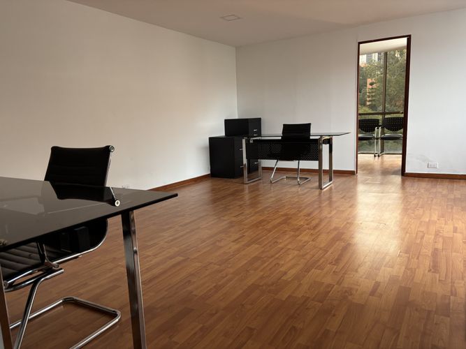 Oficina en venta en La Esperanza No.2, Medellín, 54 m² · foto 7 de 11