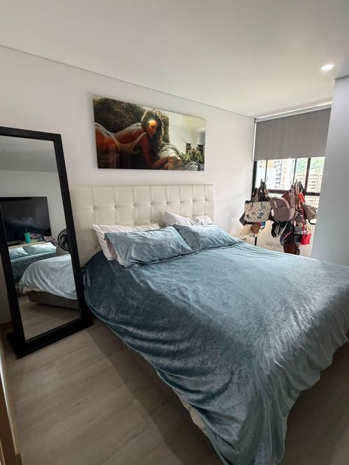 Apartamento de 3 alcobas en venta en Loma De Las Brujas, Envigado, 101 m² · foto 14 de 24
