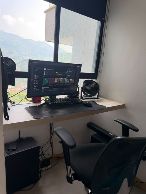 Apartamento de 3 alcobas en venta en Loma De Las Brujas, Envigado, 101 m² · foto 9 de 24