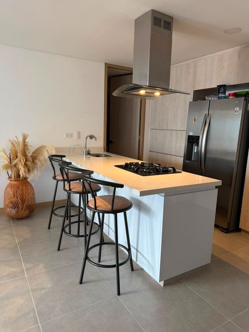 Apartamento de 3 alcobas en venta en Loma De Las Brujas, Envigado, 101 m² · foto 5 de 24