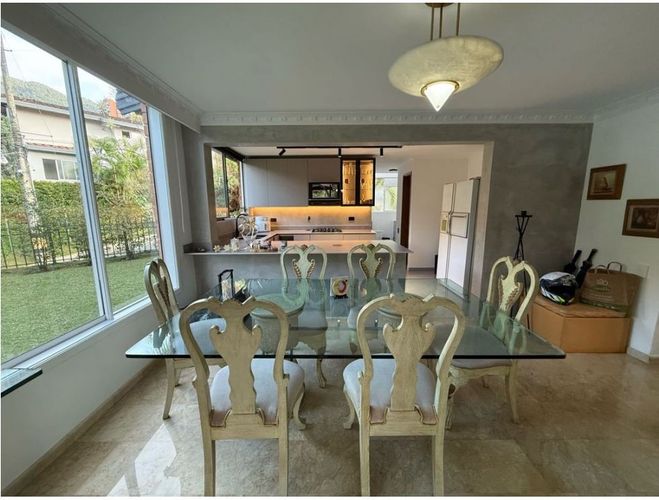 Casa de 4 alcobas en venta en El Diamante No. 2, Medellín, 265 m² · foto 8 de 14