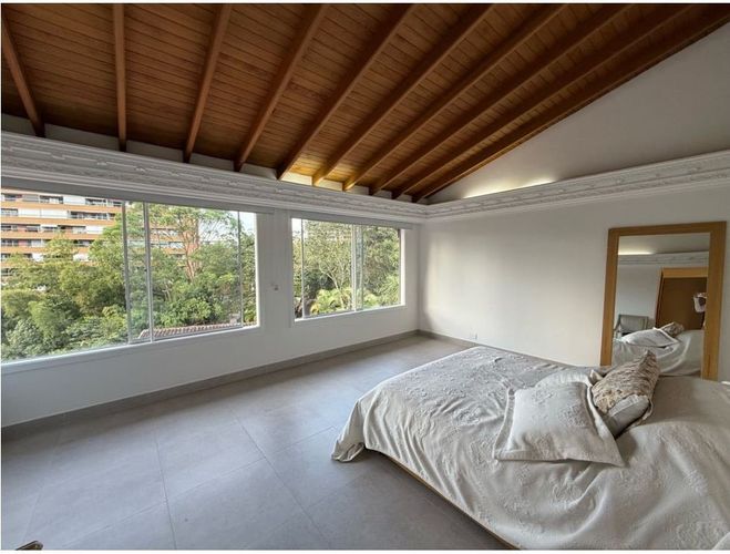 Casa de 4 alcobas en venta en El Diamante No. 2, Medellín, 265 m² · foto 10 de 14