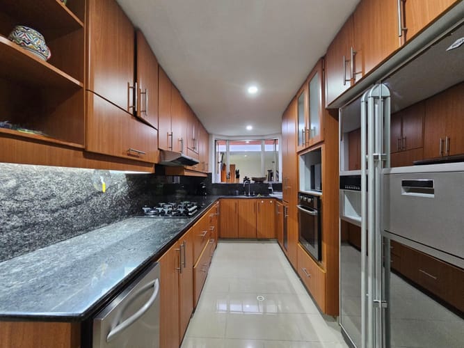 Casa de 7 alcobas en venta en Loma Del Chocho, Envigado, 350 m² · foto 5 de 24