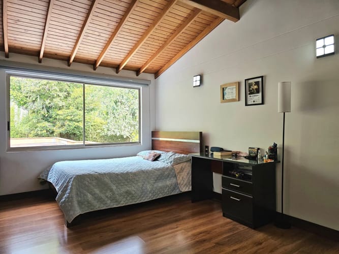 Casa de 7 alcobas en venta en Loma Del Chocho, Envigado, 350 m² · foto 14 de 24