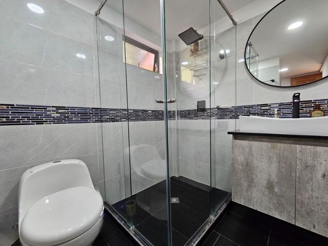 Casa de 7 alcobas en venta en Loma Del Chocho, Envigado, 350 m² · foto 23 de 24
