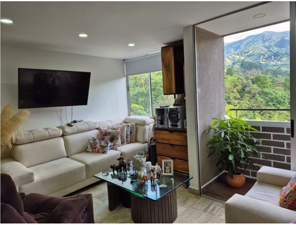 Apartamento en venta en San Jose, Envigado · foto 5 de 17