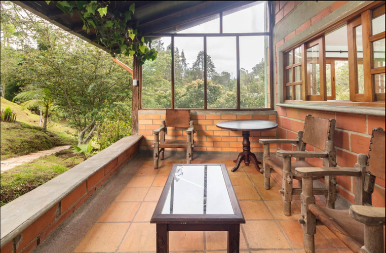 Finca en venta en Piedras Blancas, Guarne, 251 m² · foto 9 de 13
