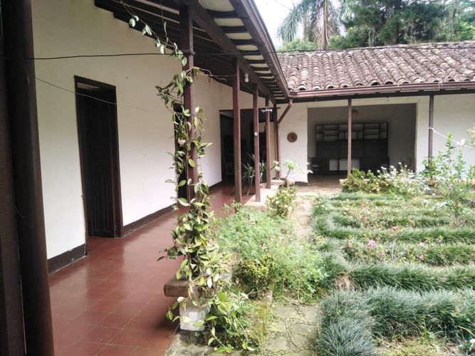 Finca en venta en Actividad Multiple, Copacabana, 462 m² · foto 2 de 9