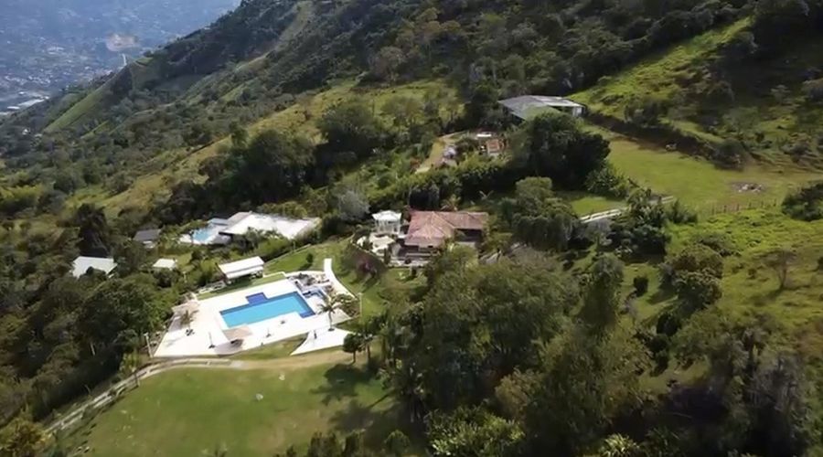 Casa en venta en Simon Bolivar Sb (Centro), Copacabana, 600 m² · foto 8 de 17