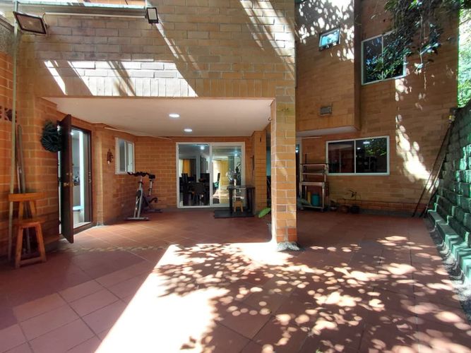 Casa de 4 alcobas en venta en El Campestre, Medellín, 300 m² · foto 22 de 24