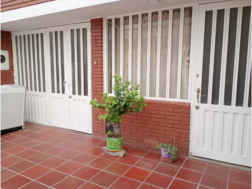Casa en venta en Altos De Bella Suiza, Bogotá · foto 3 de 24